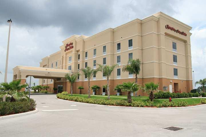 Hampton Inn & Suites Lake Wales Buitenkant foto